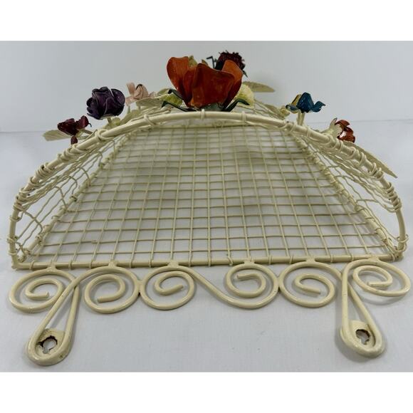 Vintage Enamel Painted Metal Wall Basket Floral Wire 12x12 Cottage Garden Decor - Picture 3 of 11